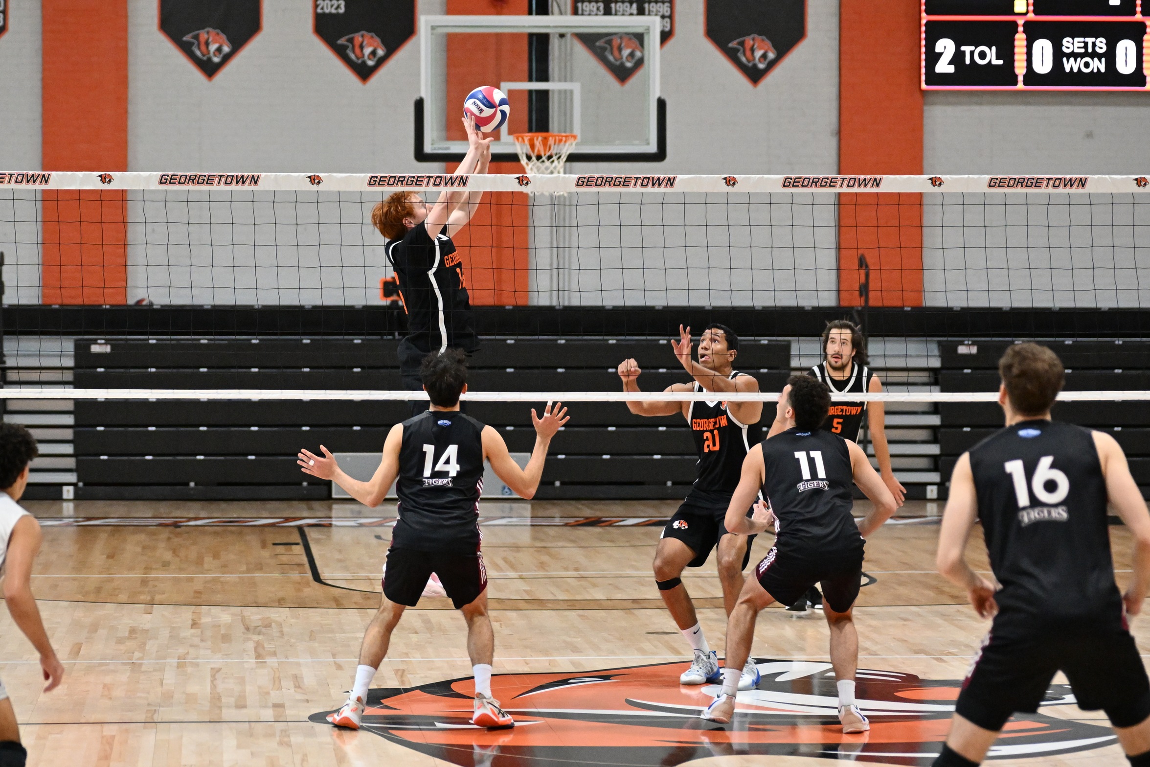 No. 3 Mighty Oaks Finish Off No. 2 Tigers in Five Sets